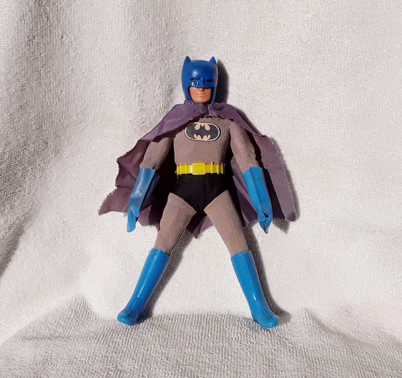 Mego 1972 DC Comics Removable Cowl Batman Vintage WGSH 8 Action Figure