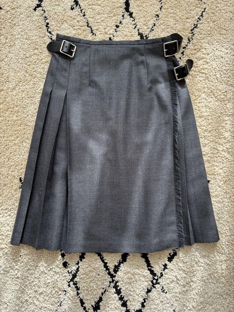 O'Neill Gray Pleated Skirt US Size 8