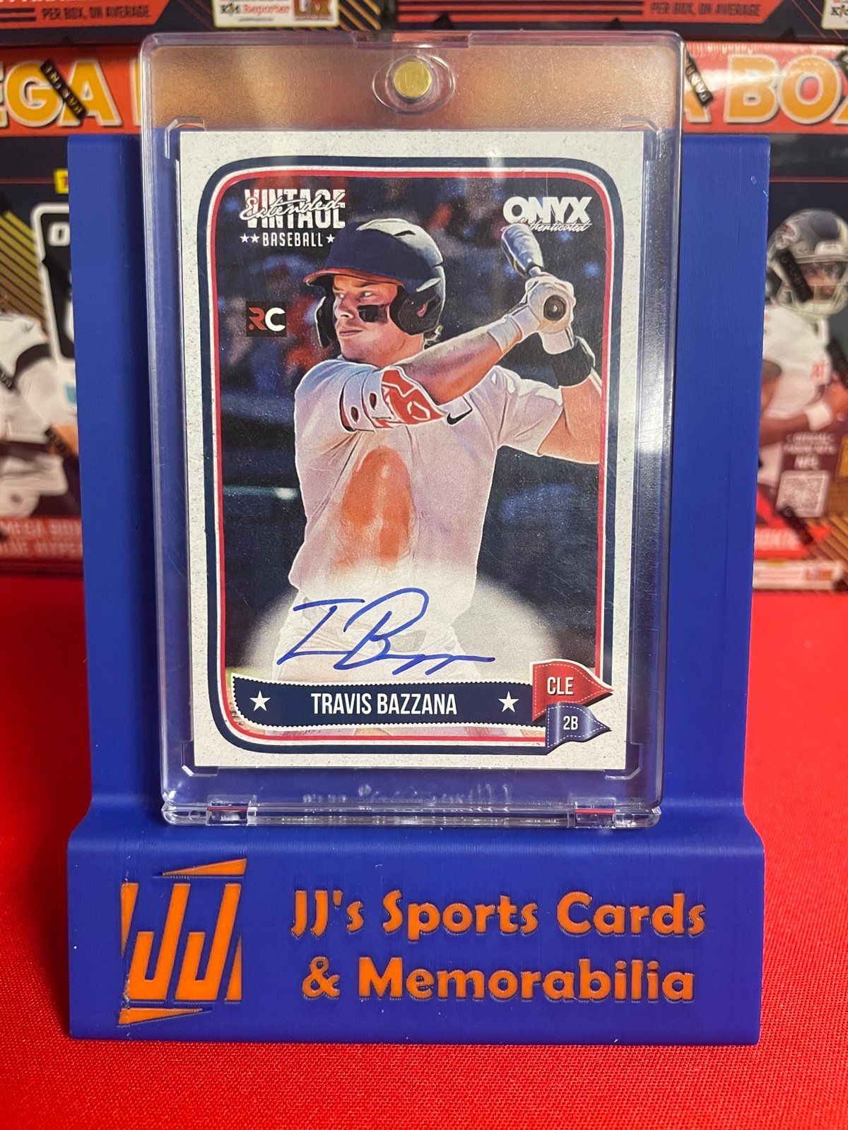 Travis Bazzana on card Auto