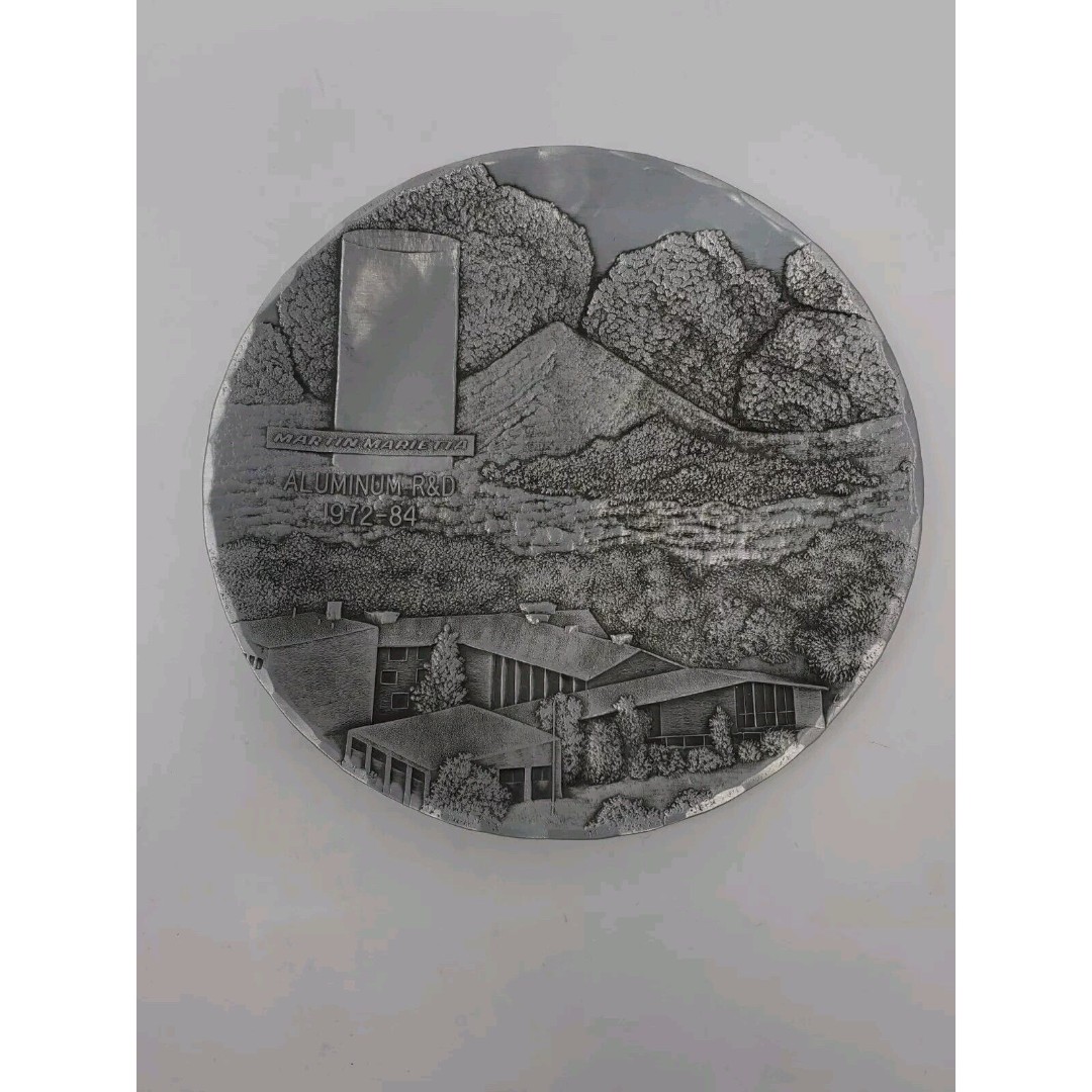 VINTAGE HANDMADE WENDELL AUGUST FORGE MARTIN MARIETTA COLLECTOR'S PLATE ALUMINUM