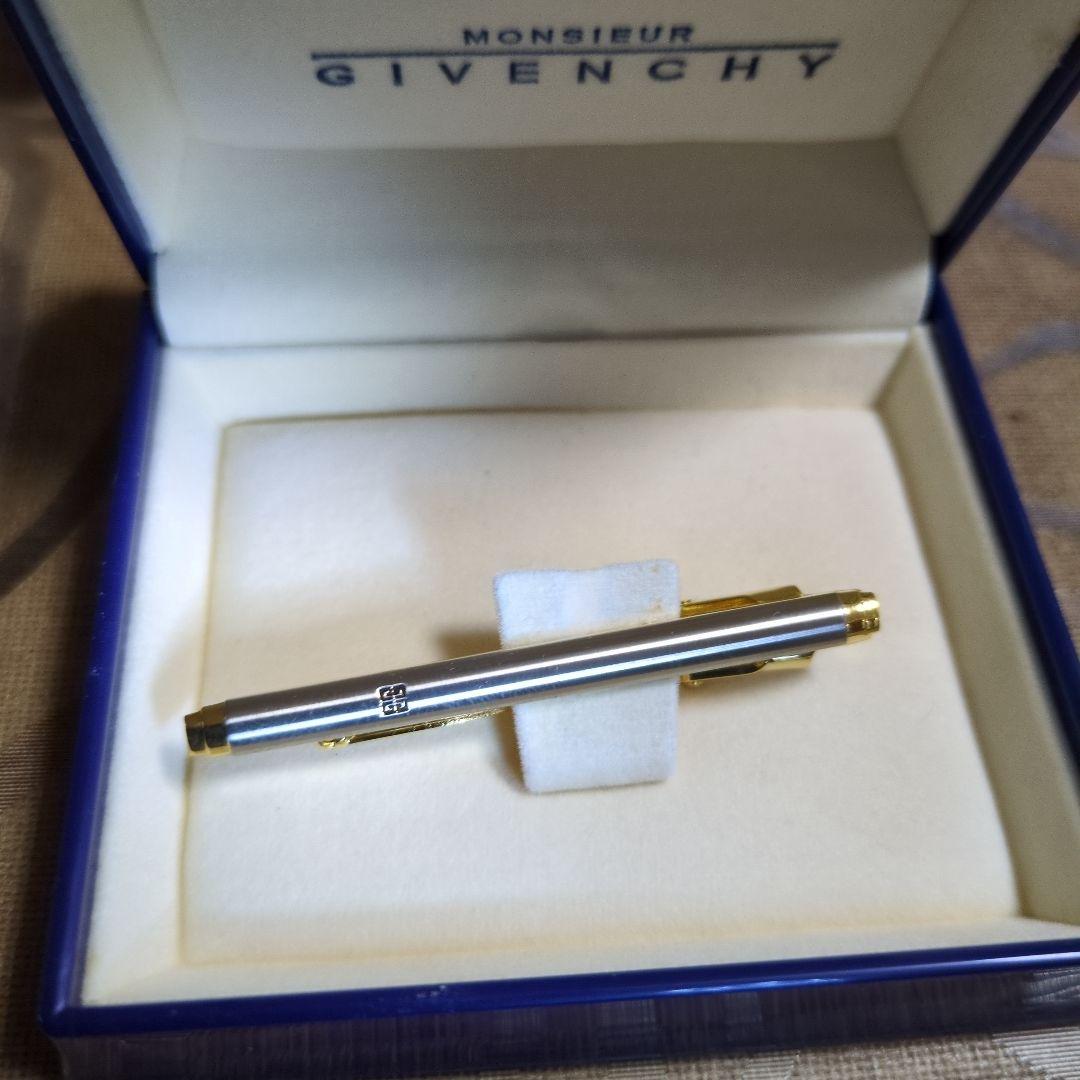 【Luxury】GIVENCHY Tie Pin Logo Silver x Gold
