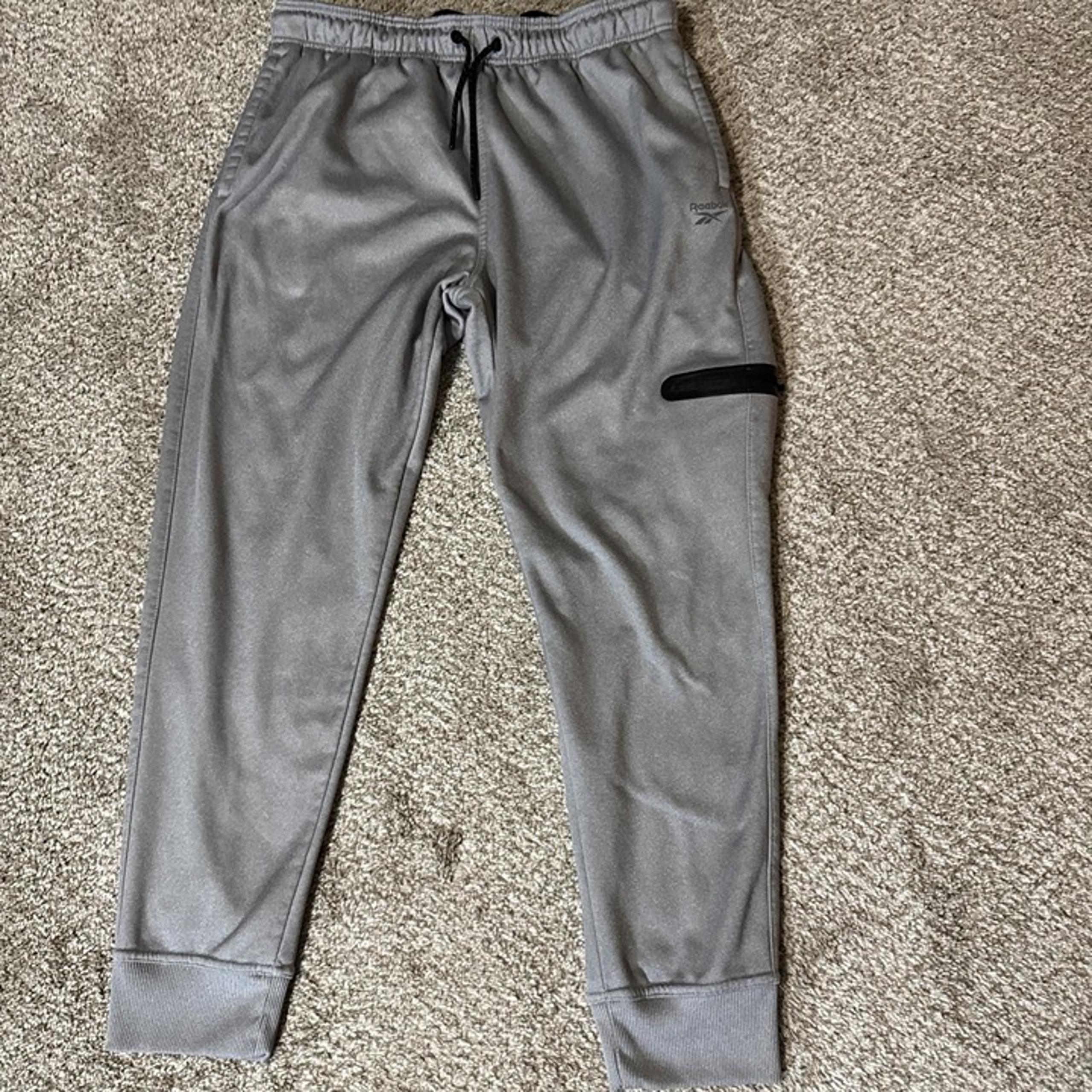 Reebok Sweatpants Men’s Large Joggers 4 Pockets Zip Side Pocket  Gray