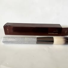 Hourglass n*1 Powder Brush Boxed