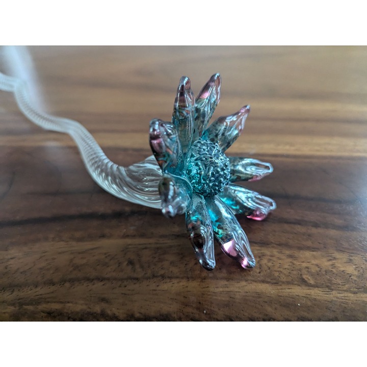 Hand blown Twisted Glass Flower With Blue & Pink Petal Design Decorative Art Gla