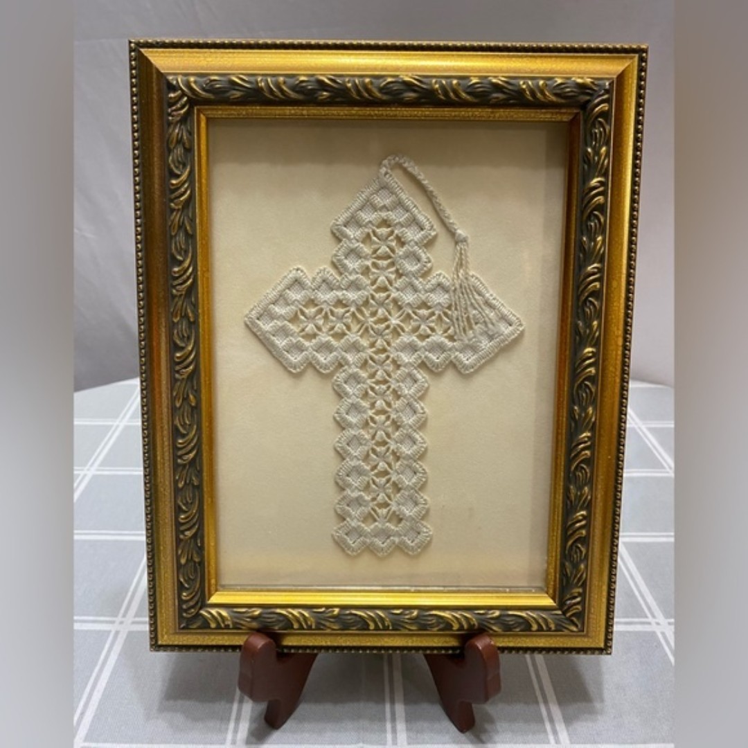 Vintage Handmade Hardanger Hardangersom Embroidery Cross Framed Bookmark Gift