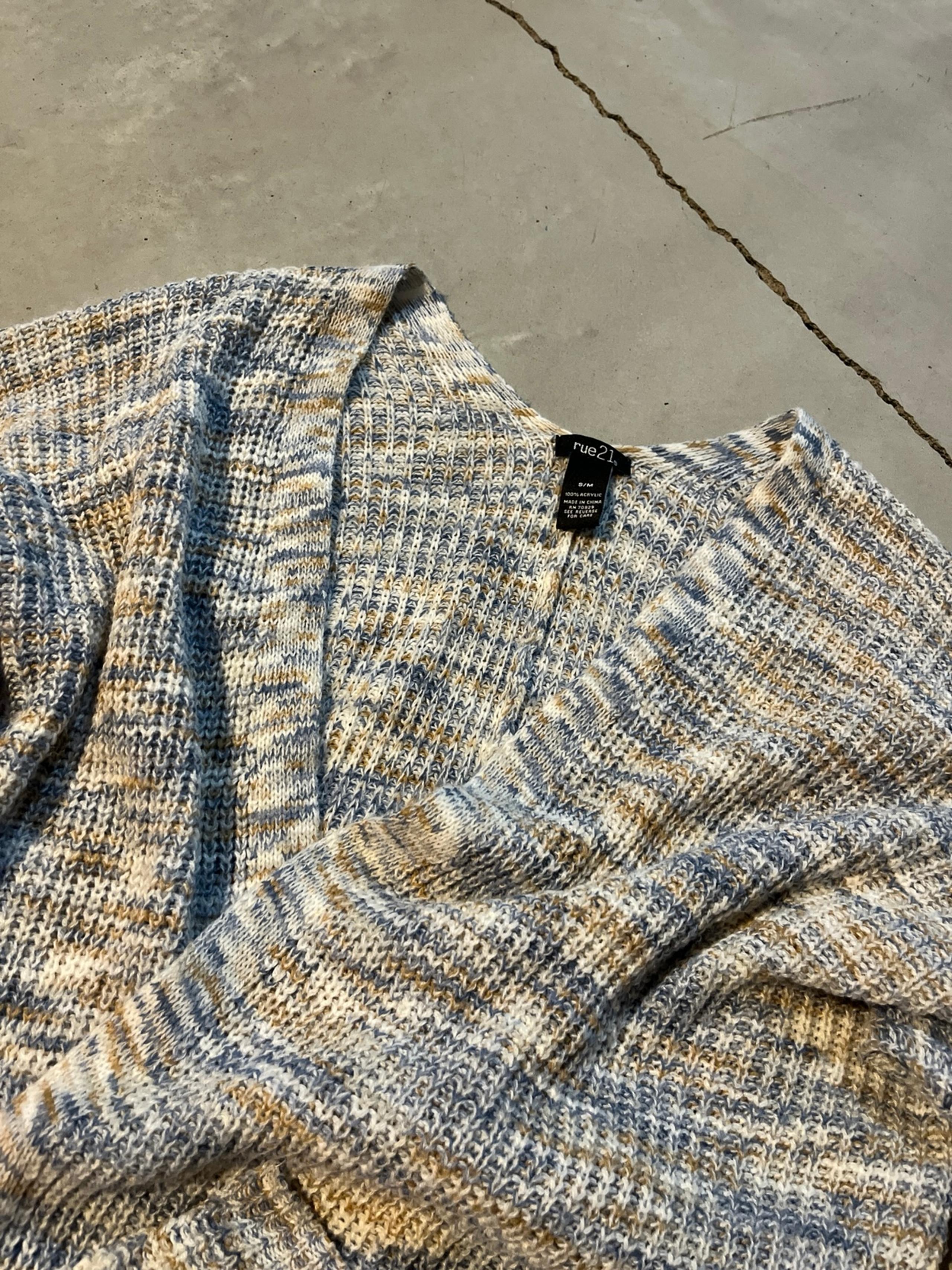 Rue21 cardigan sweater