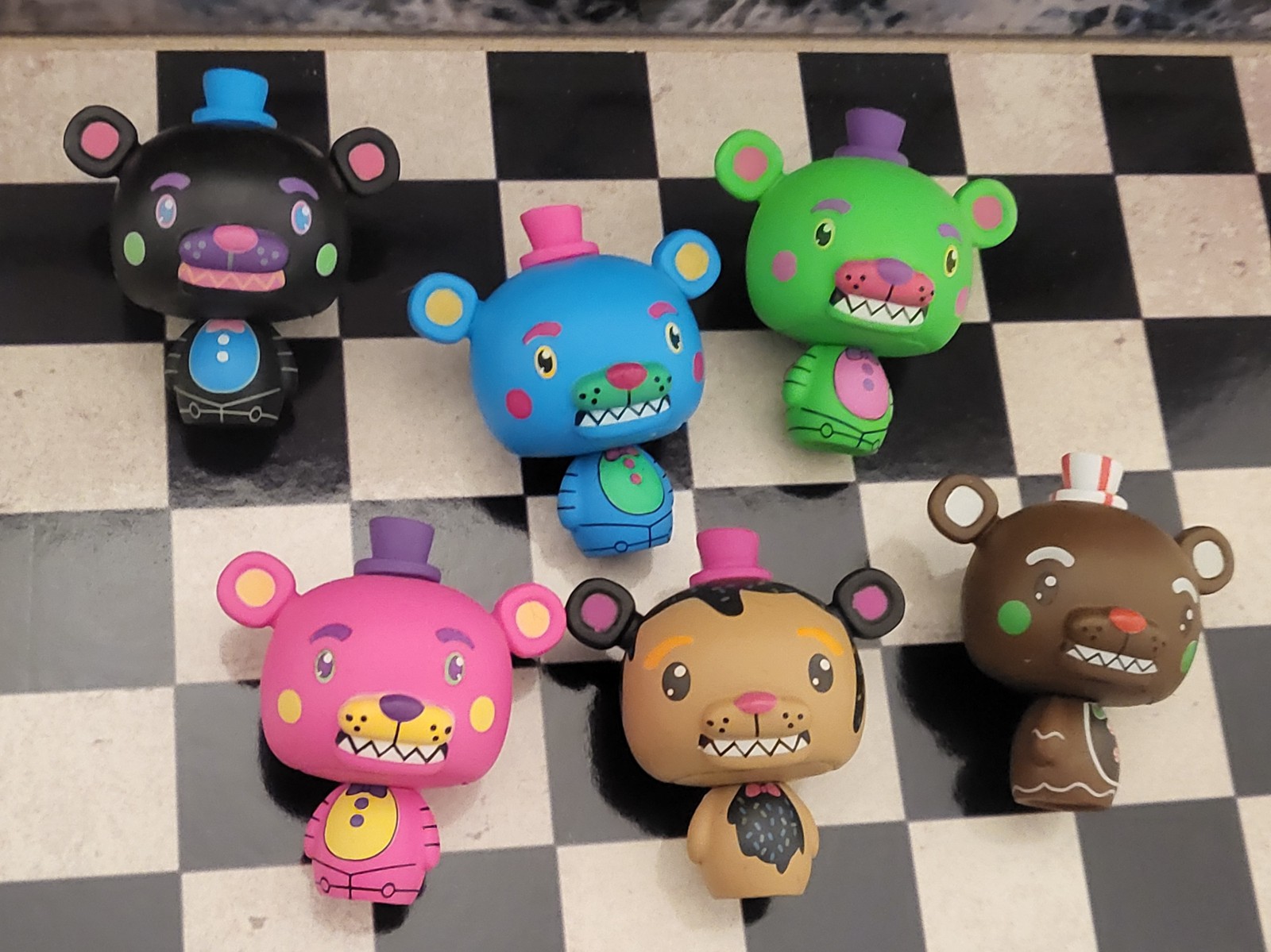 FNAF Freddy Pint Size Hero Black Light Calendar Figure Combo Set