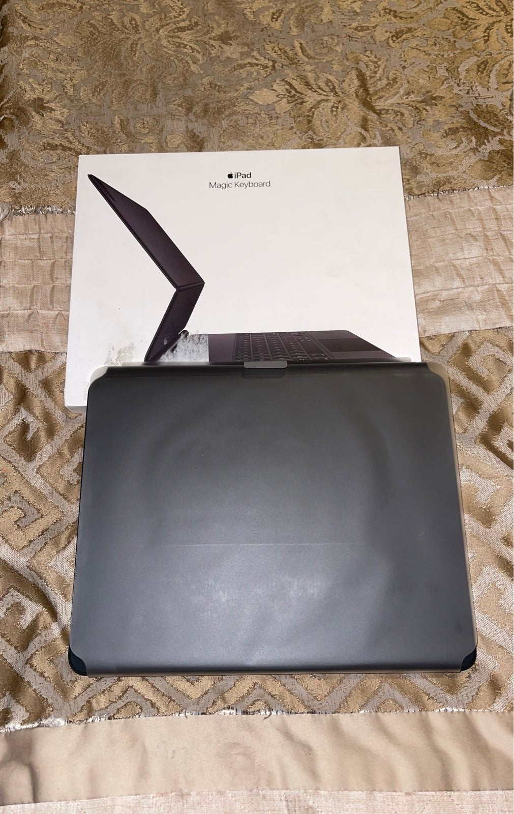 Magic keyboard 12.9-inch