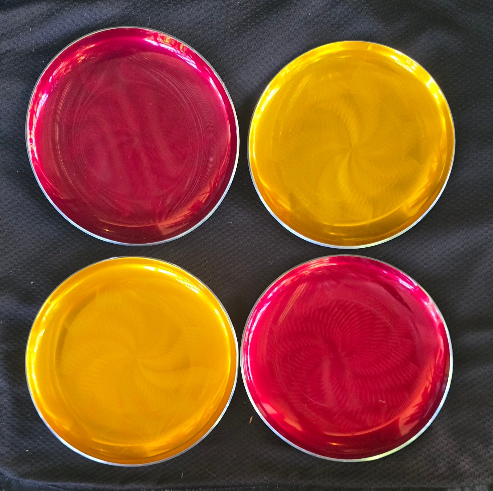 4 Vtg. Olden Design Norway Red And Gold Enameled Aluminum Starburst Plate 7 1/4”
