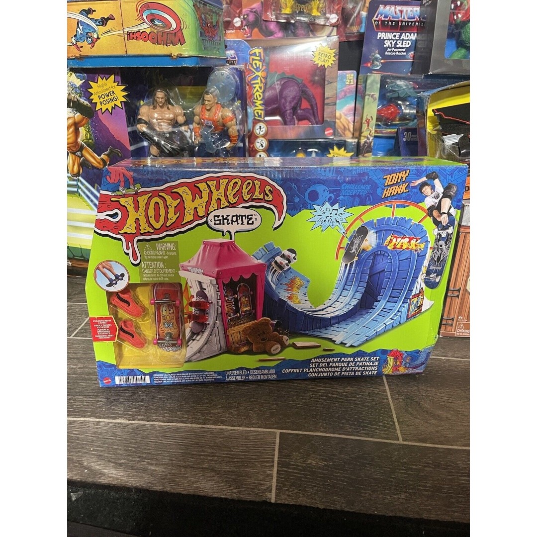 Hot Wheels Amusement Park Skate Set New for 2022 Tony Hawk