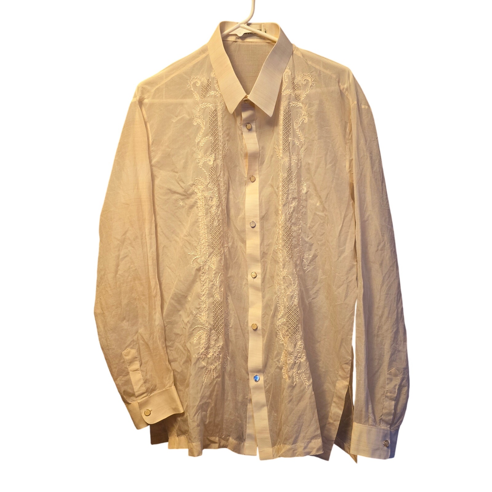 Eduviges alunanwhite ceremonial shirt