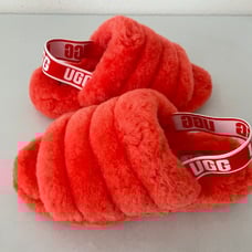 UGG Coral Fluff Slide Sheepskin Slipper Sandals Size 7