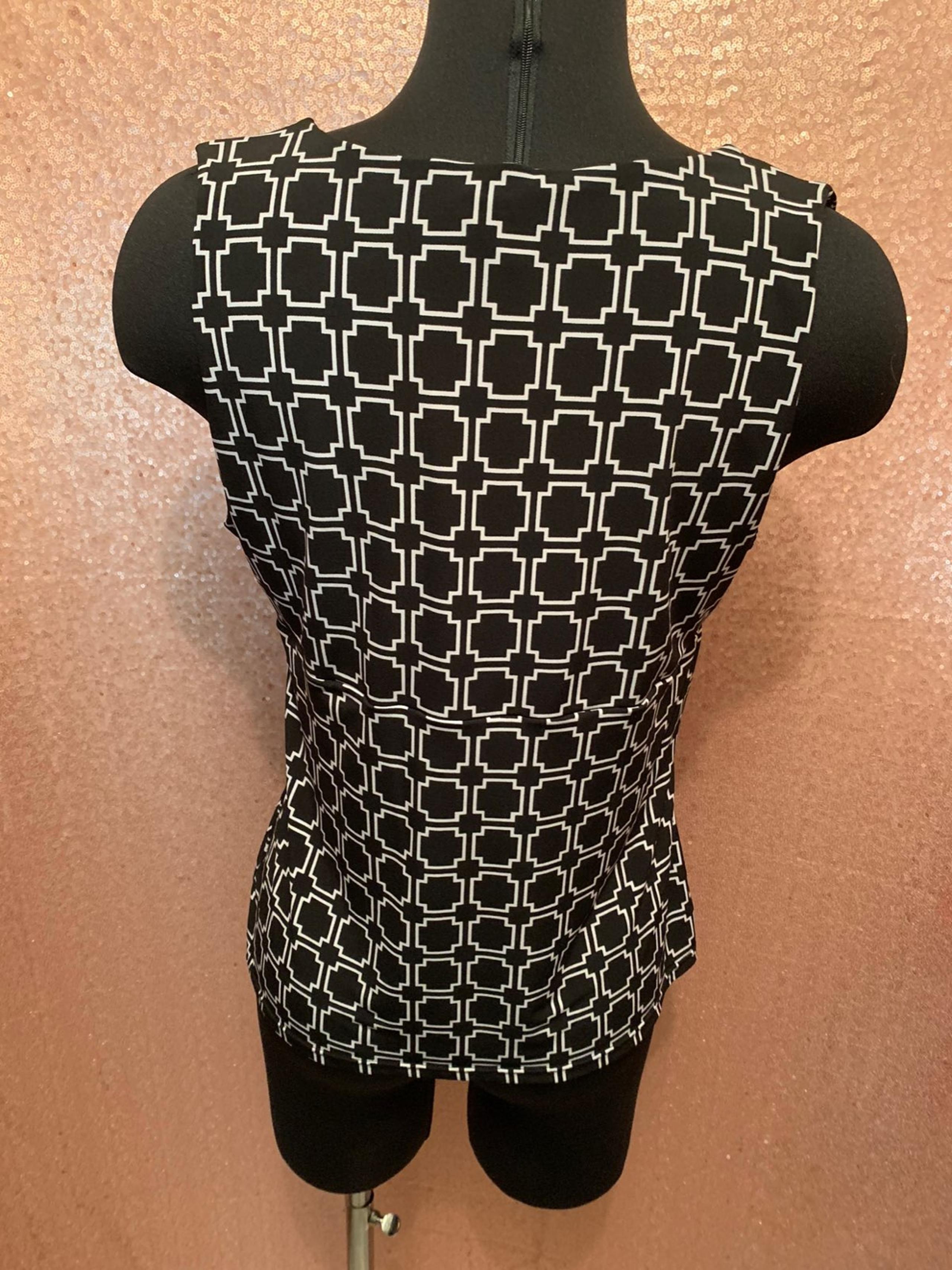 White House Black Market top