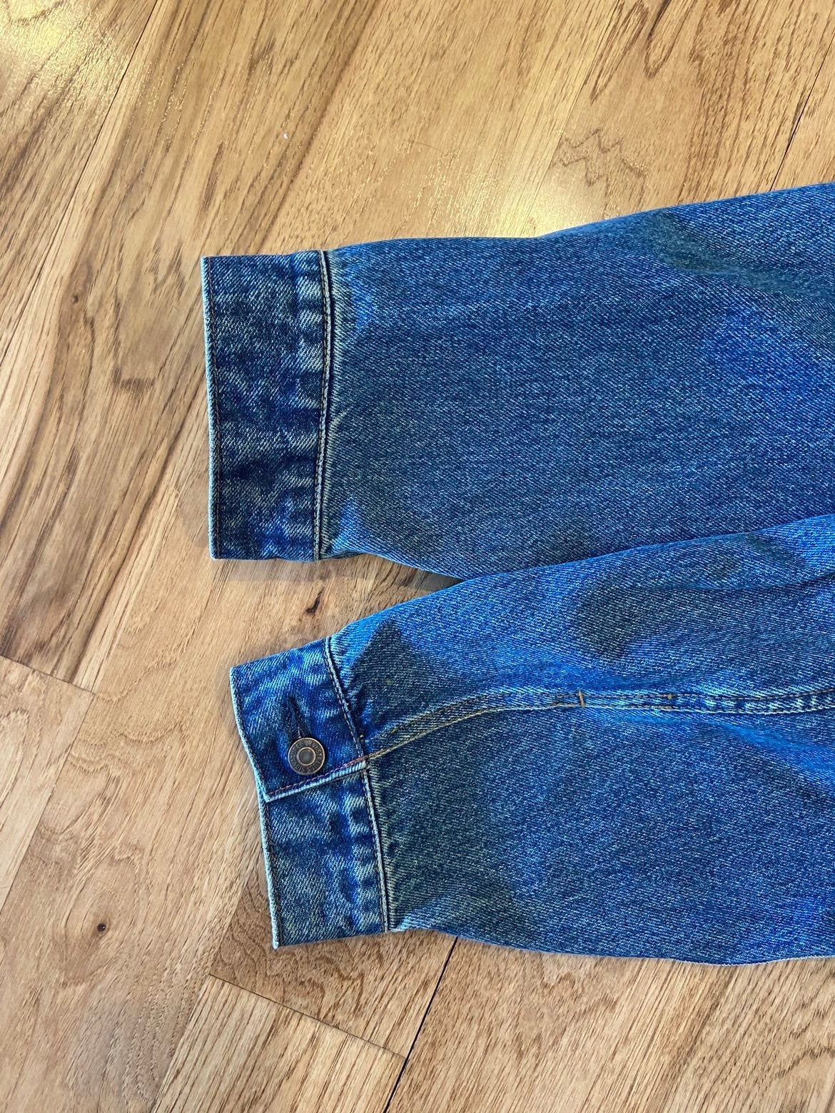 levi's jean jacket
