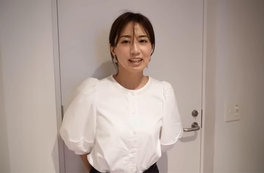 LUDLOW Puff Sleeve Blouse with Cymbal Detail