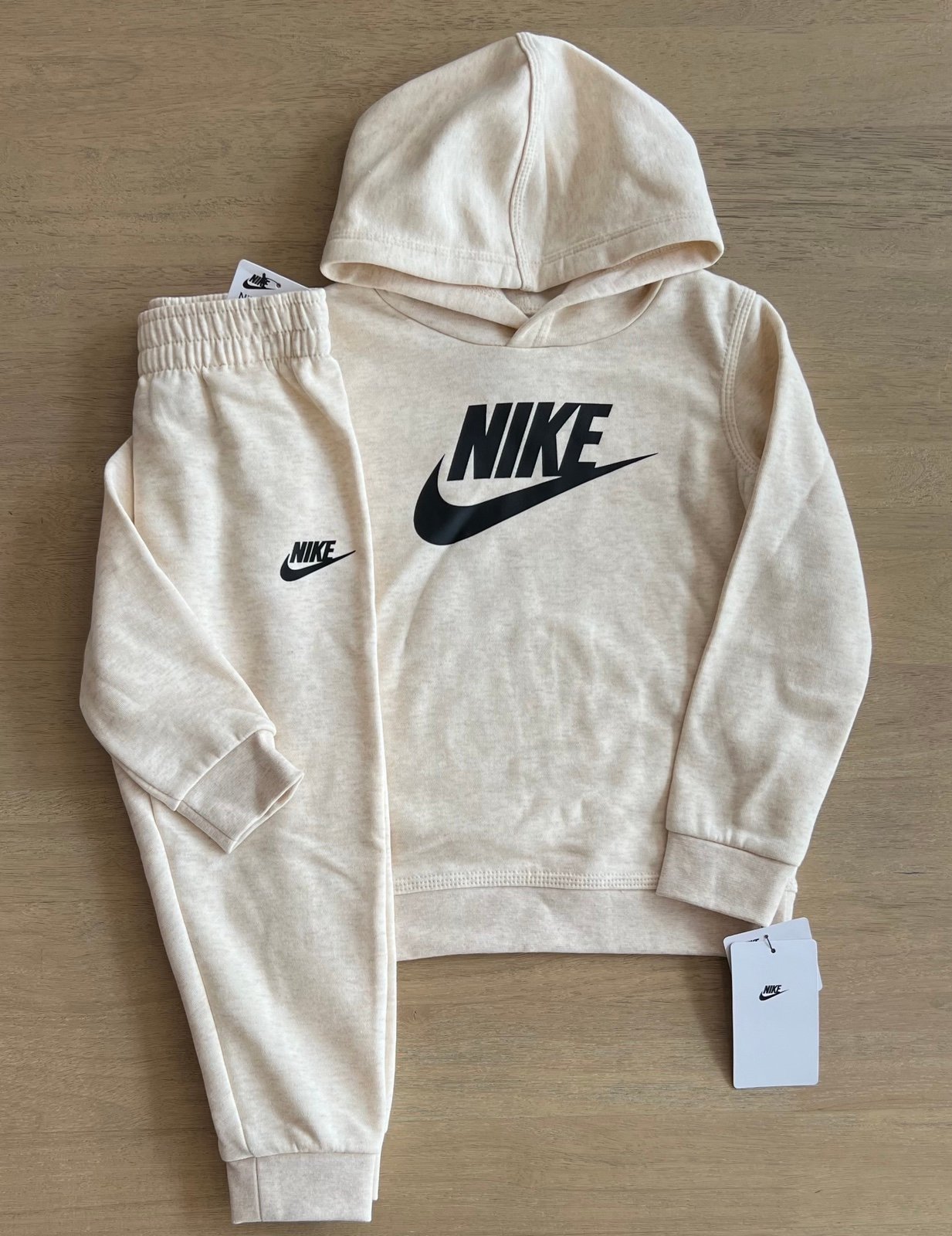 Nike Boys 4T Hoodie Sweatshirt + Joggers NWT Beige Toddler Athletic Set