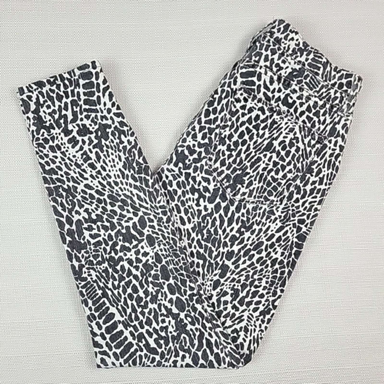 Frame Le High Skinny Abstract Animal Print Black and White Denim Jeans 28