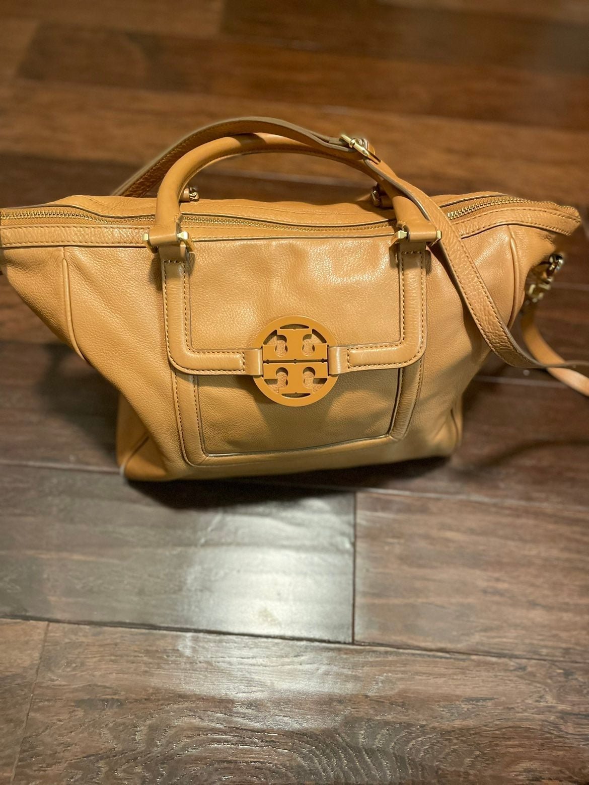 Tory Burch Amanda Tote