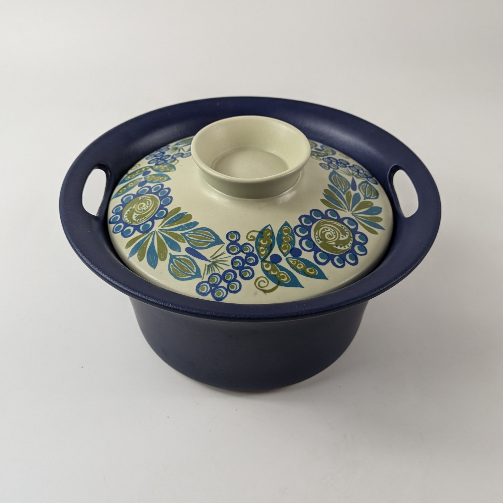 Figgjo 2Qt Casserole Dish Stoneware Norway Flameware Tor Viking Lidded Vulcanus