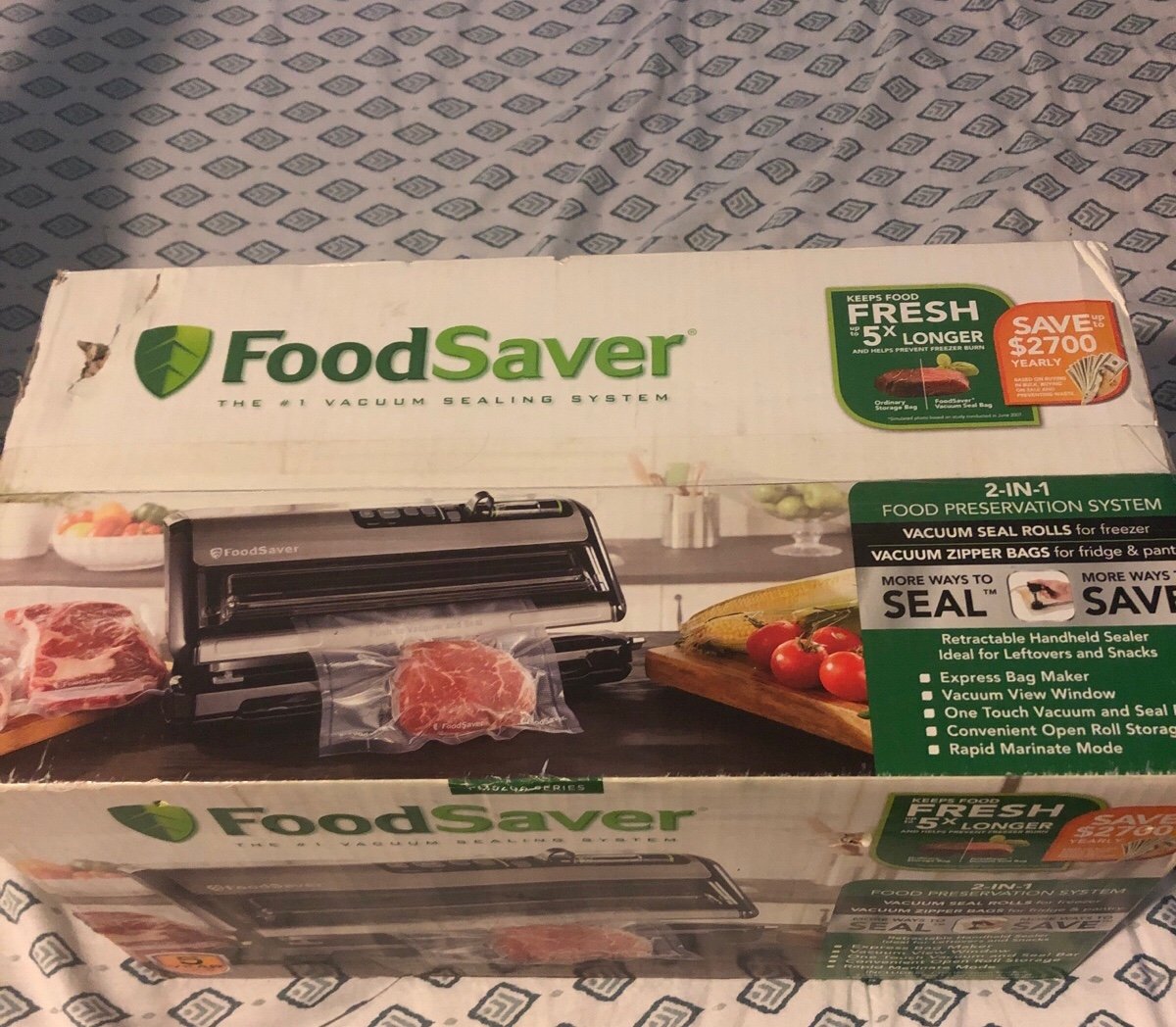 Foodsaver Vacuum, sealing system New in the box