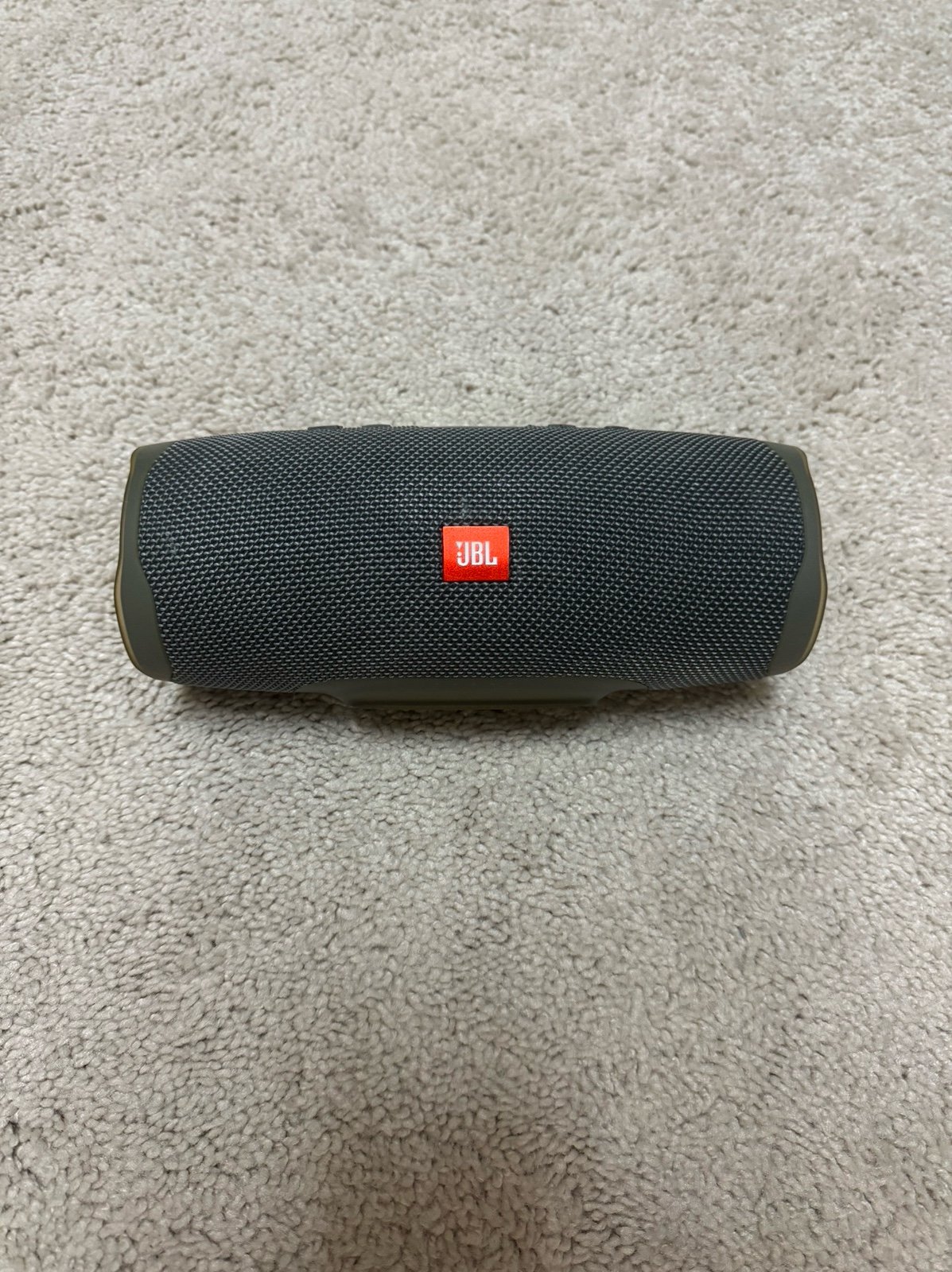 JBL charge 4 gray