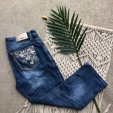 Grace In LA jean capris size 28