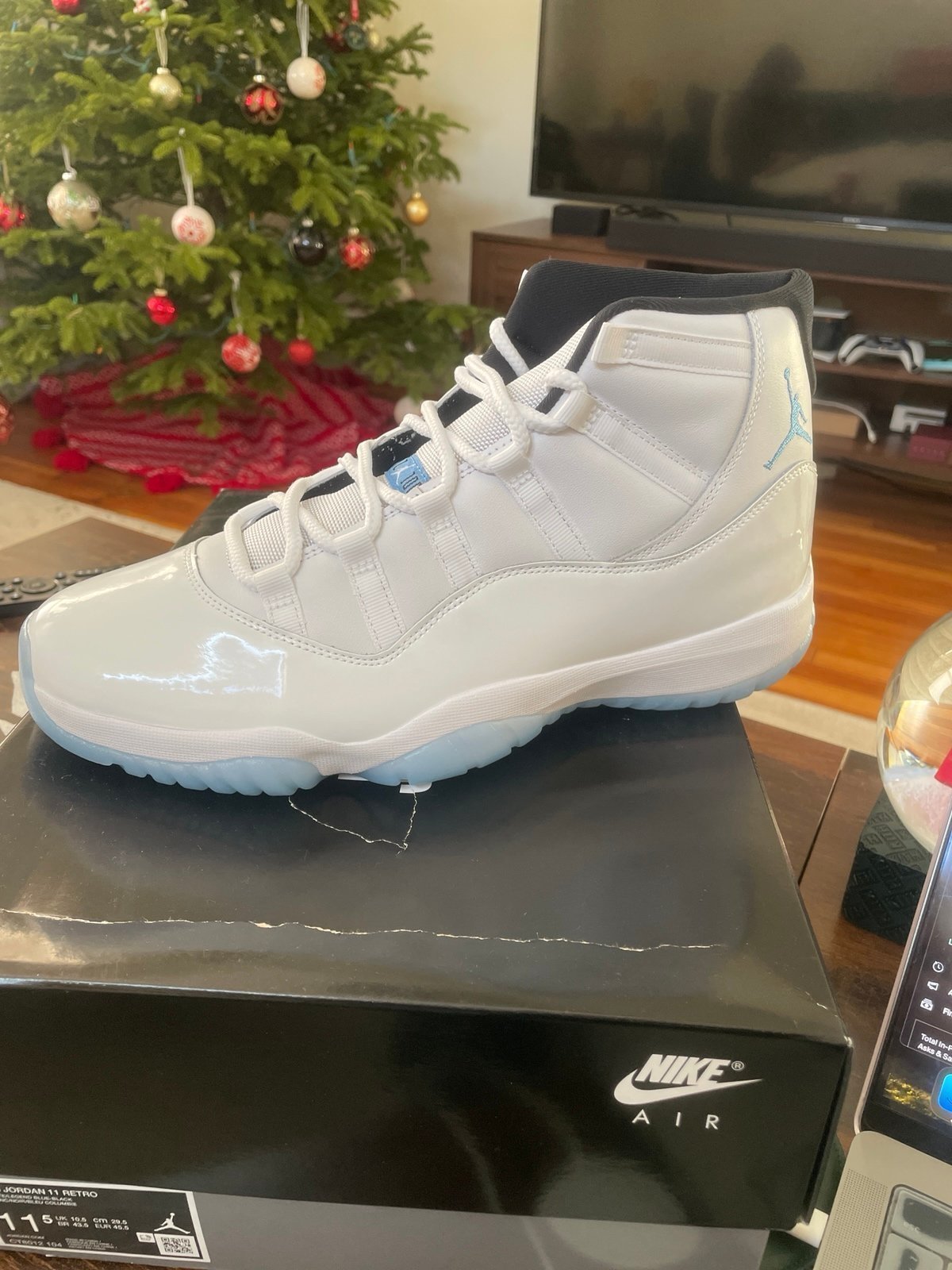 Air Jordan Retro 11 Legend Blue Columbia