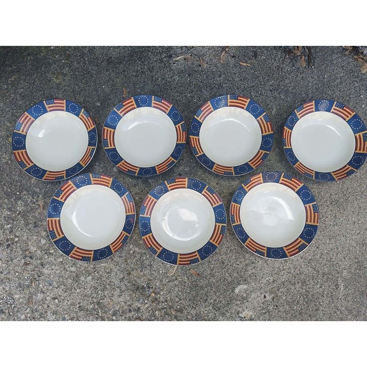 7 Coventry Liberty 9 1/8 Coupe Soup Bowls Colonial & American Flags on Rim