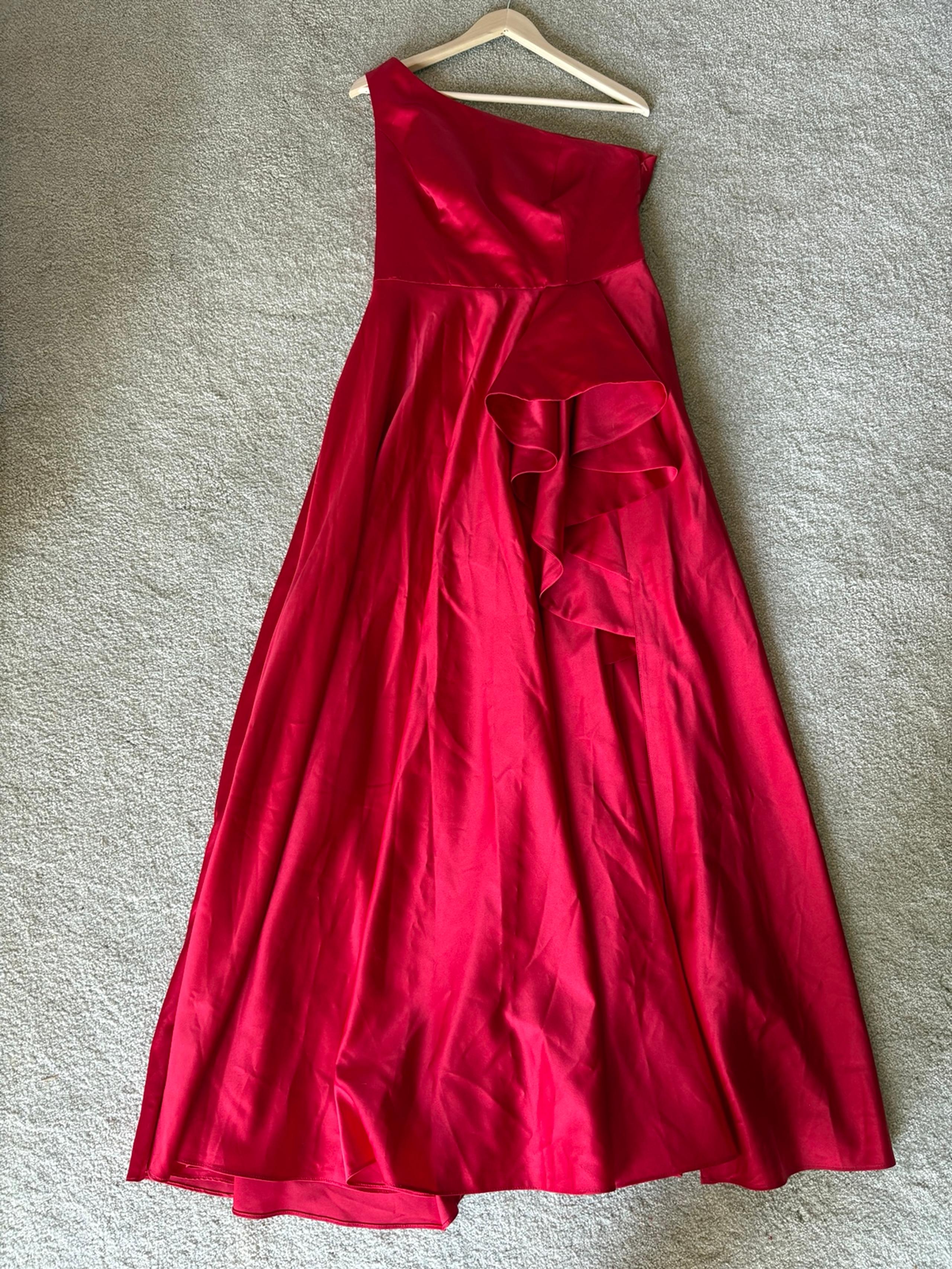 Women’s size 12, one shoulder gown 12