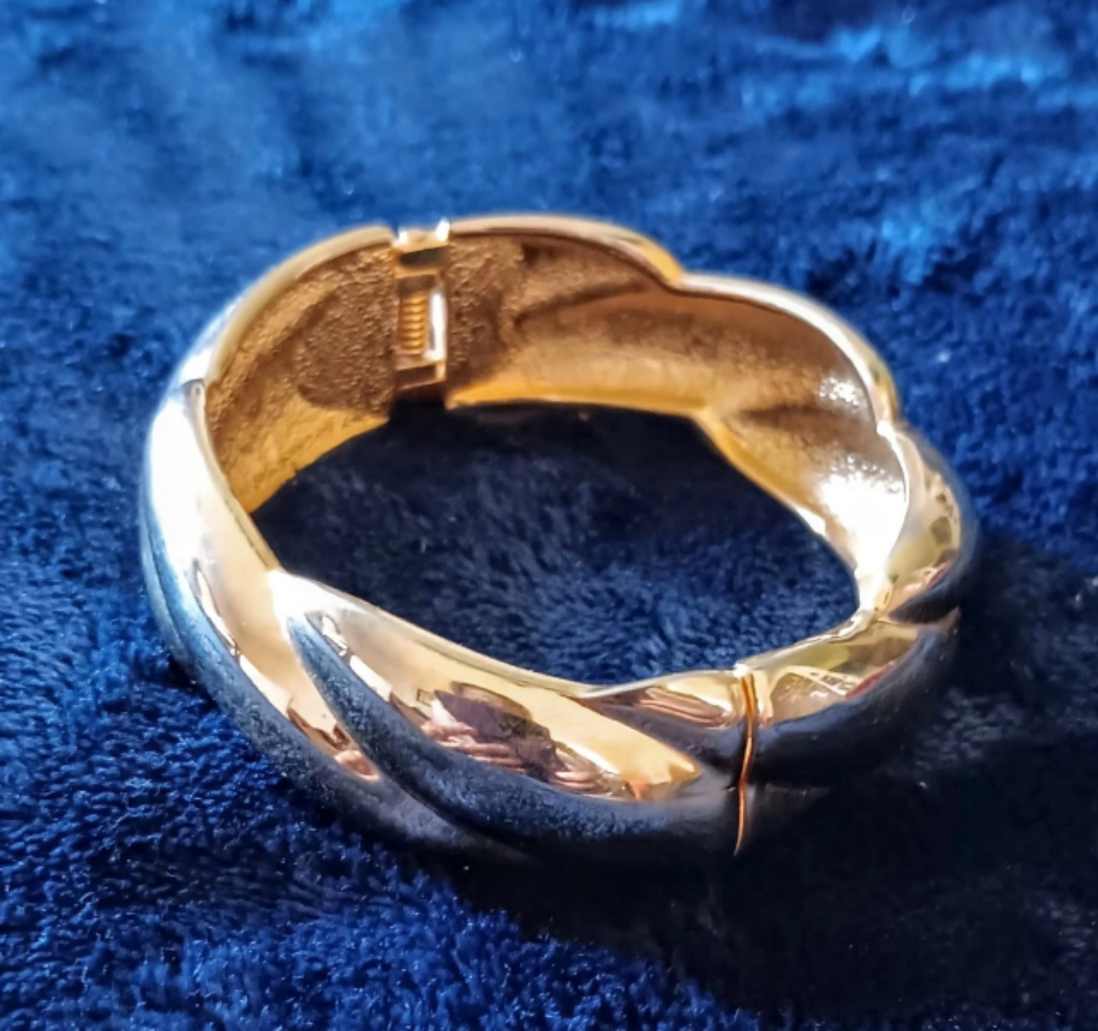 Wavy Gold Plated Hinged Cuff Bangle Bracelet.