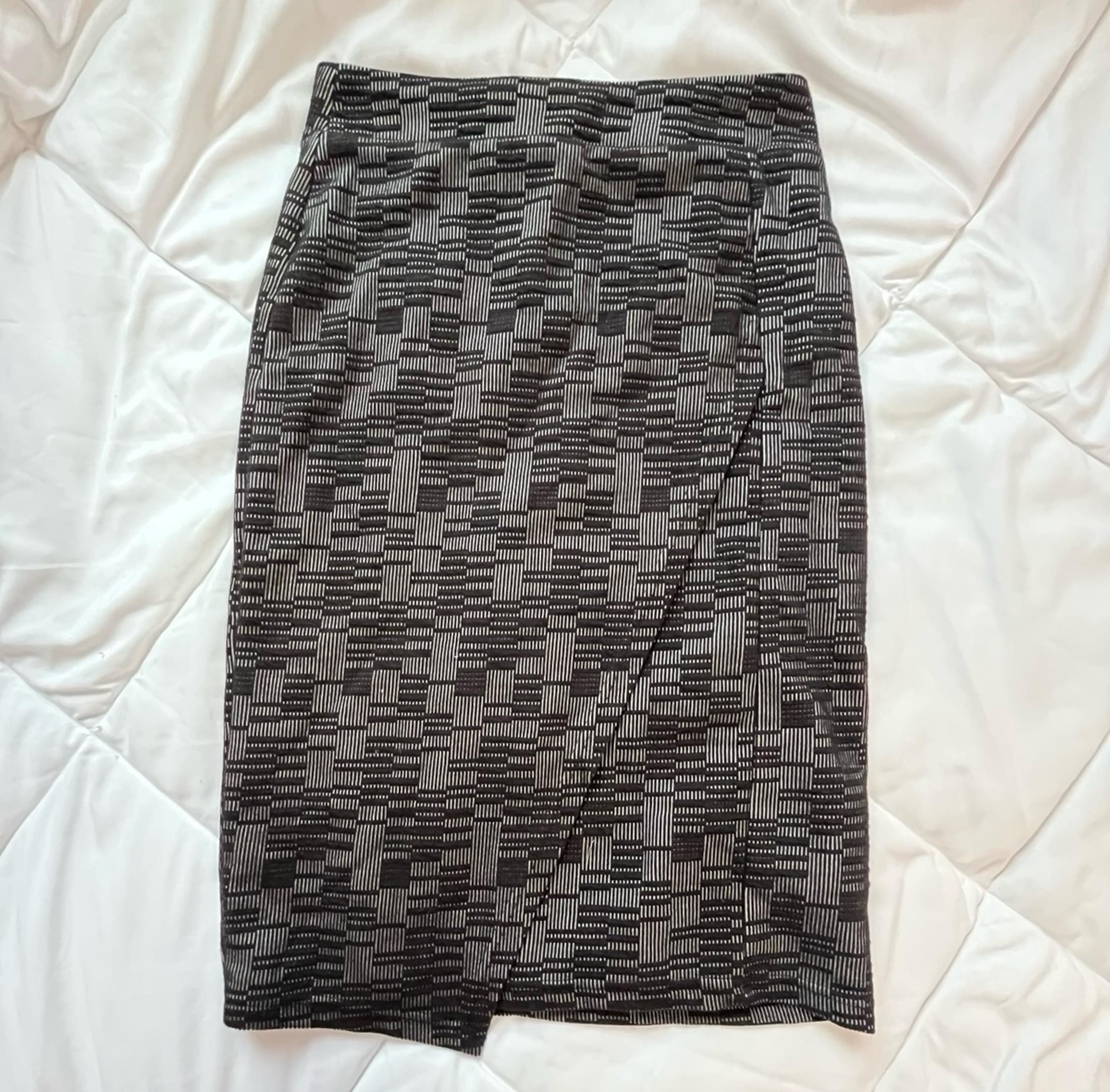 Maeve Anthropologie formal black and grey striped  pencil skirt