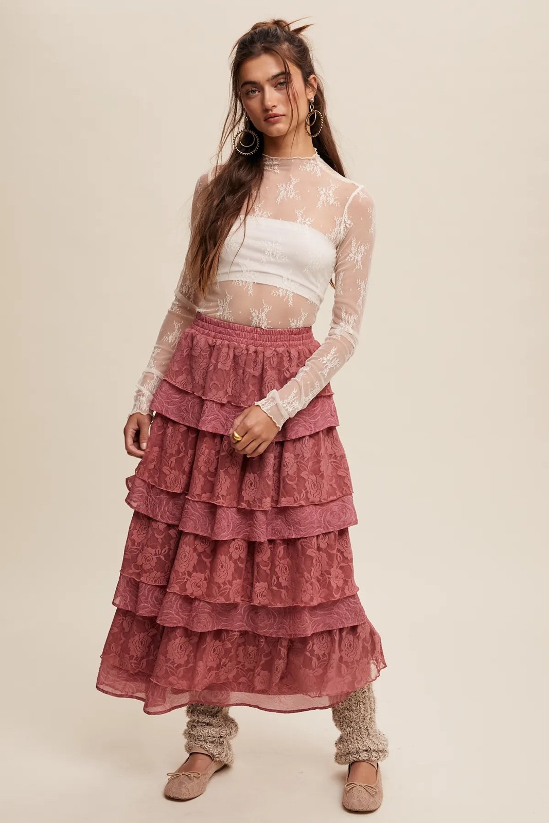 NWT Listicle Kendra Tiered Lace Skirt. Size Medium