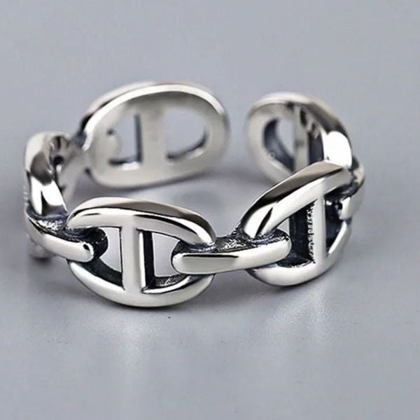The Link Me Ring in silver 925