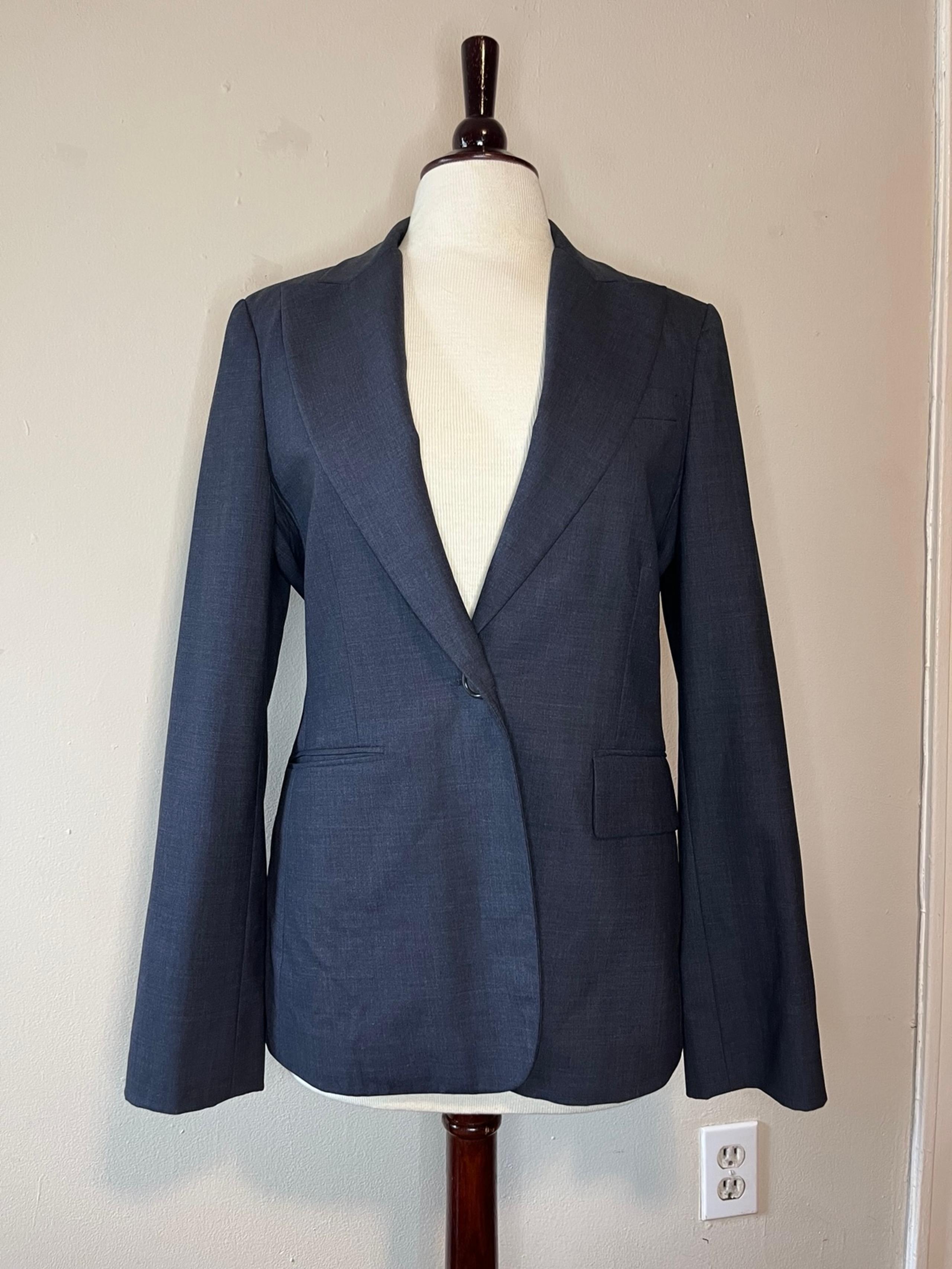 BCBG Maxazria Navy Blue Men’s Blazer