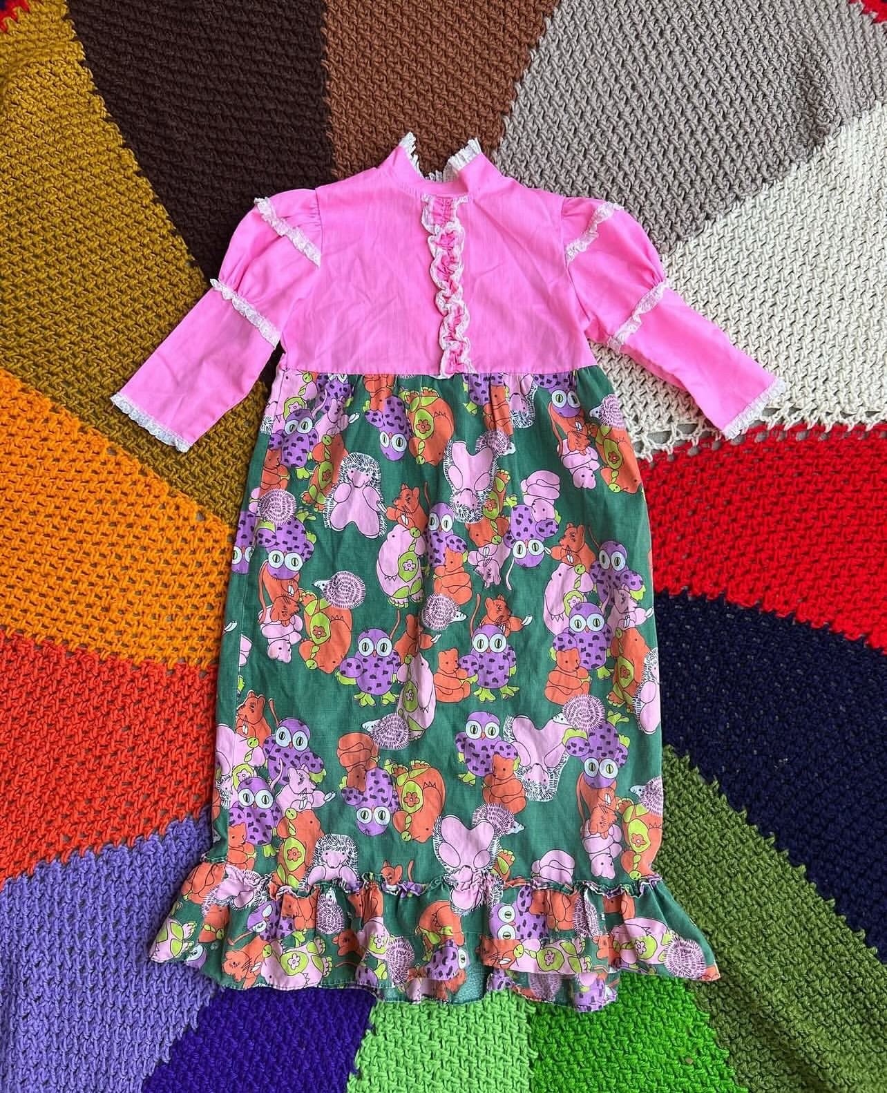 Vintage 70s Groovy Girl Dress