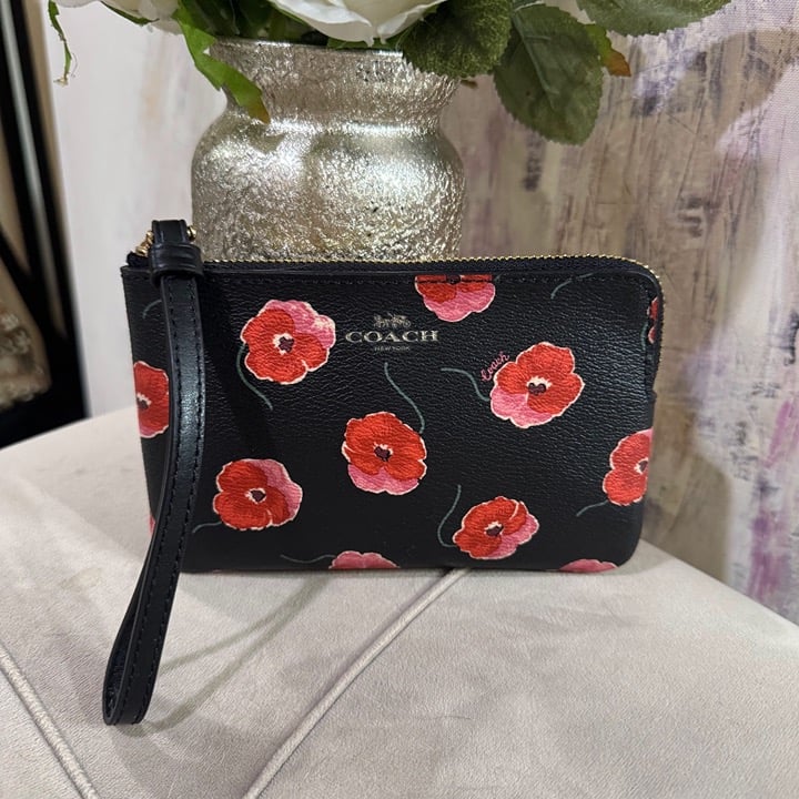 Coach Coated Canvas in Poppy Print Corner Zip Small Wristlet Black Multi F39074