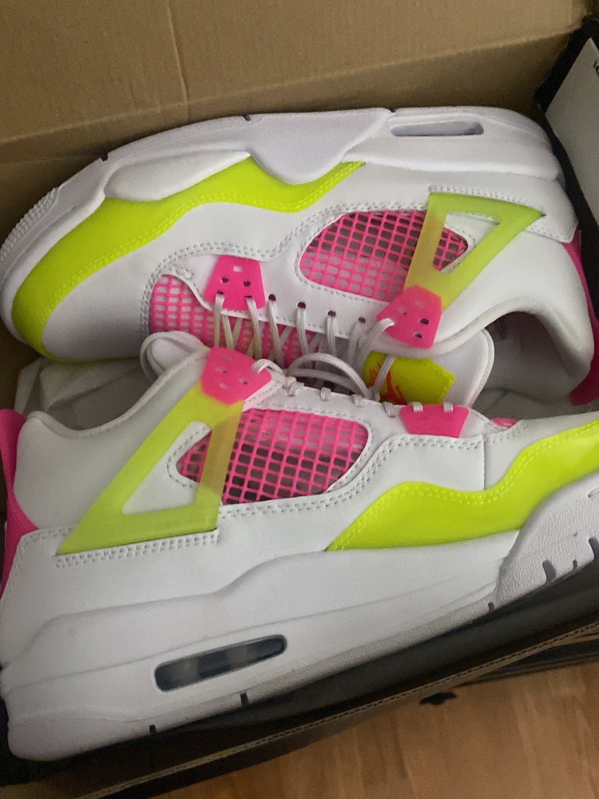 Air Jordan 4 Retro