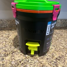 Stanley 2 gallon spring fling