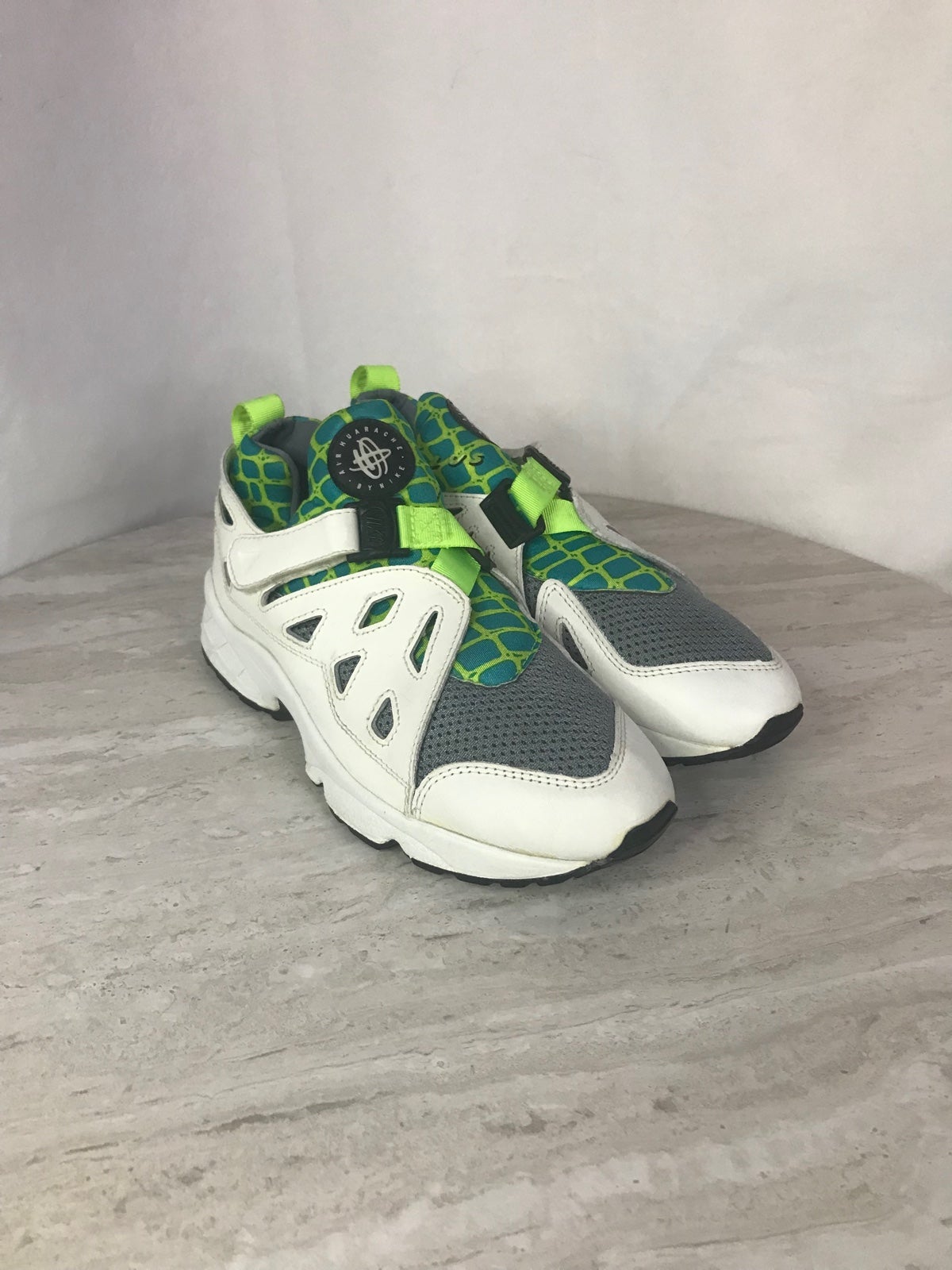 Nike Air Huarache Plus Sneakers