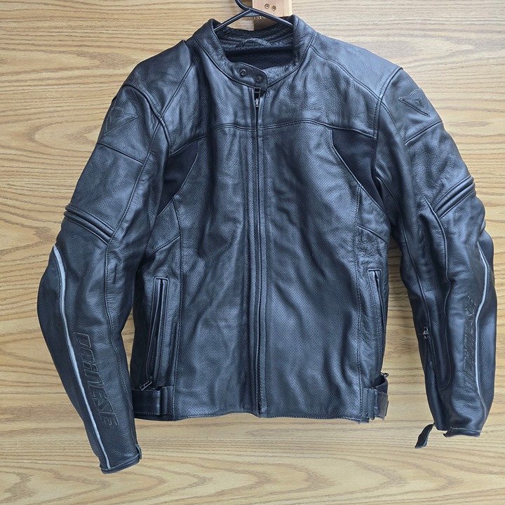 Dainese Leather Motorcycle Jacket with padded size 54