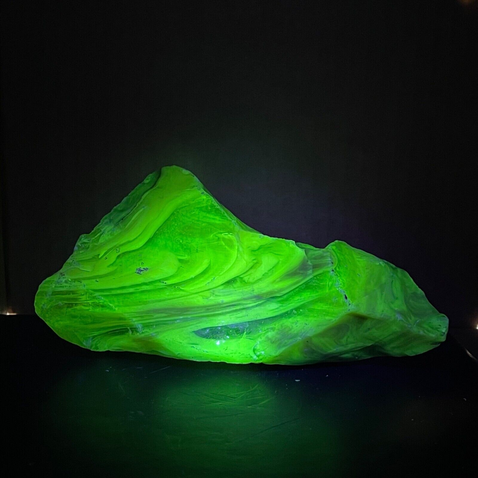 Pink Custard Vaseline Glowing Swirl Slag Uranium Glass Cullet #5GX105