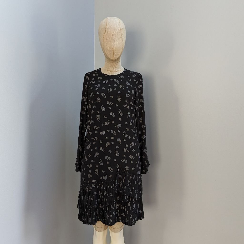 Warehouse Dotty Floral Print Pleated Hem Shift Dress