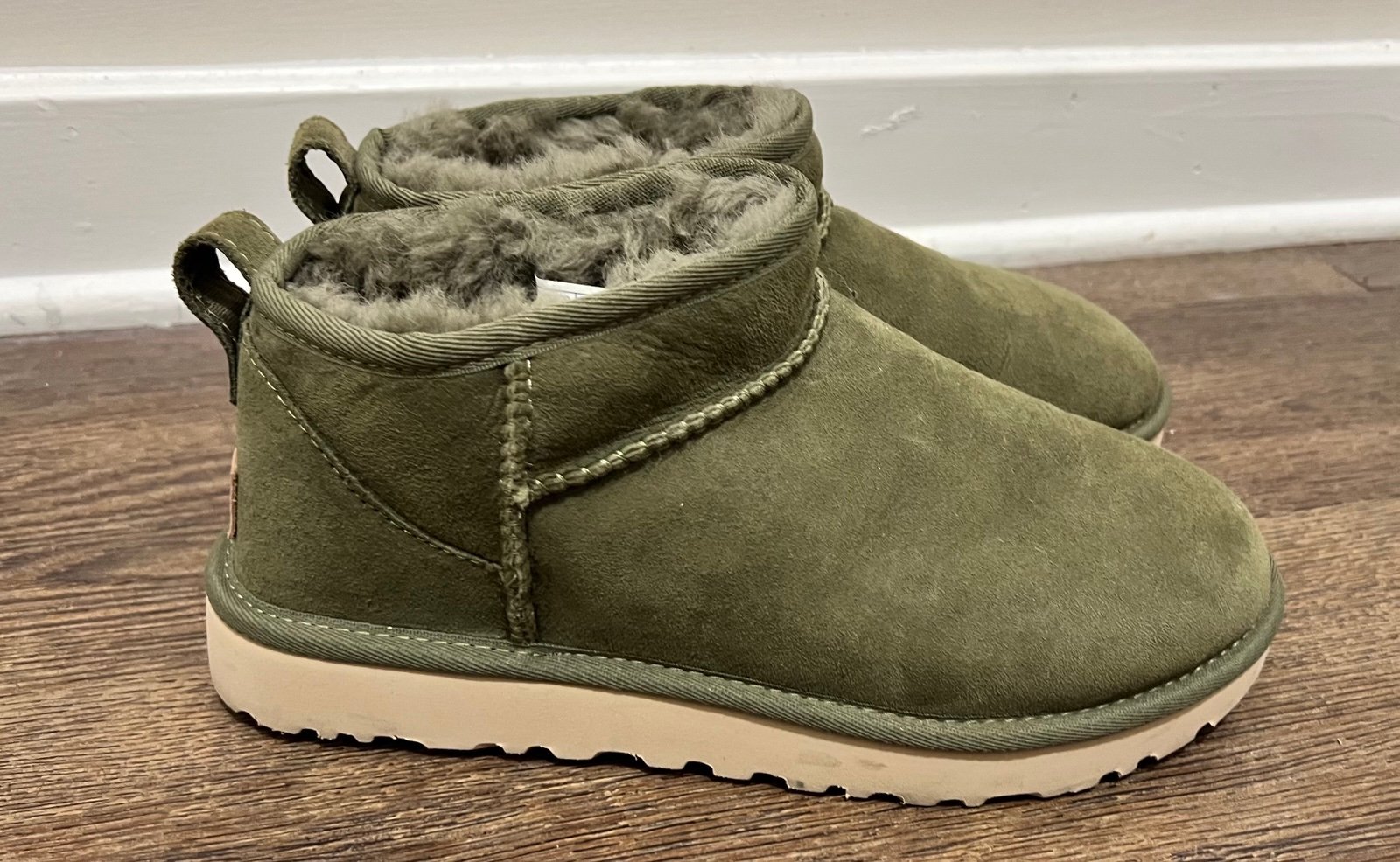 UGG ultra mini