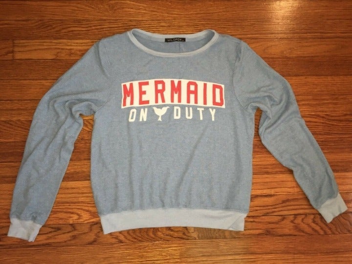 Wildfox “Mermaid On Duty” Size Small Beach Baggy Jumper Light Blue Pullover New