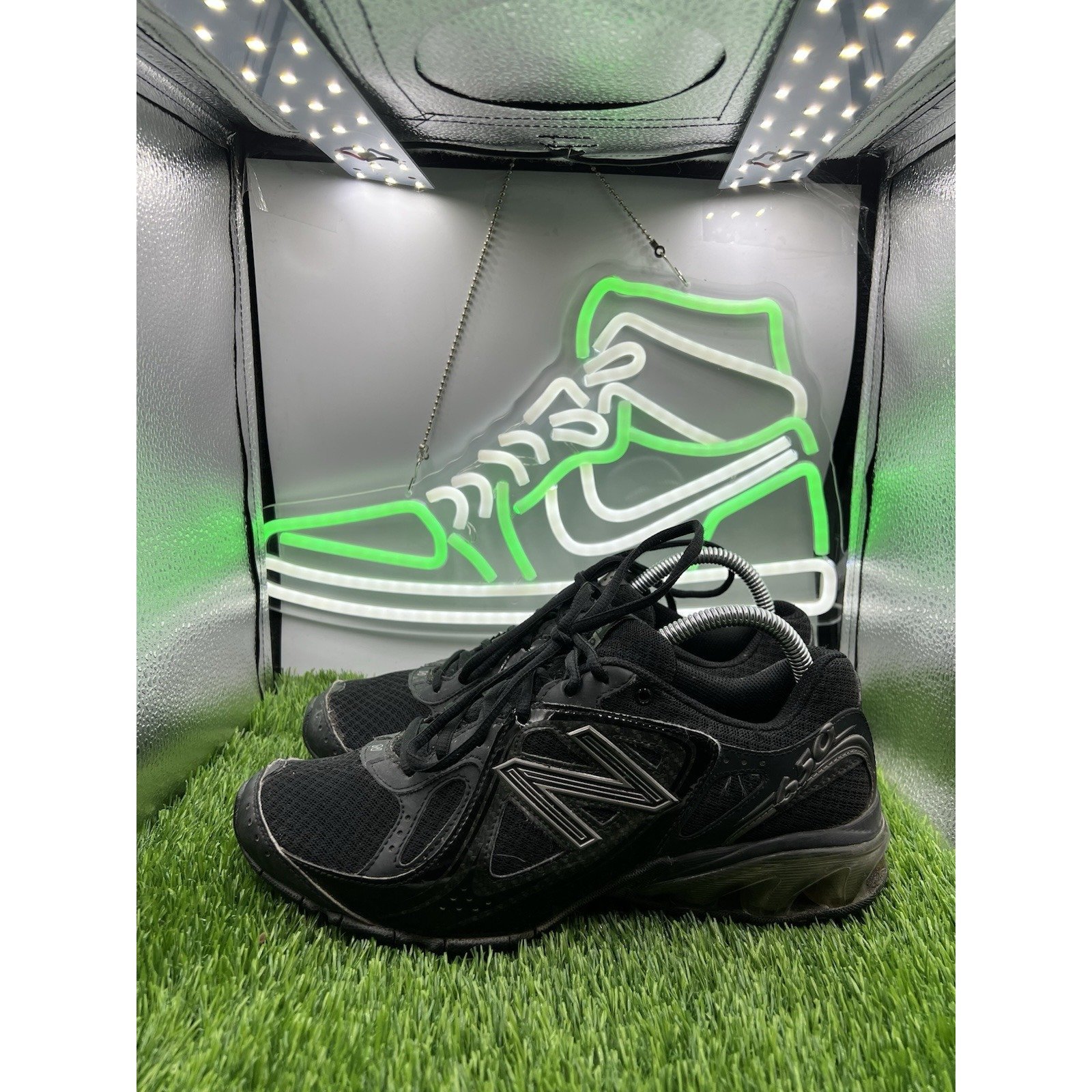 New Balance 650 Womens Size 8.5 D Black Shoes Sneakers Running Athletic MR650BS