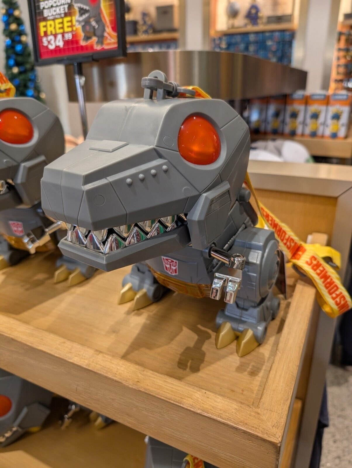 NEW Universal Studios 2024 Transformers Grimlock Robot Light-Up Popcorn Bucket