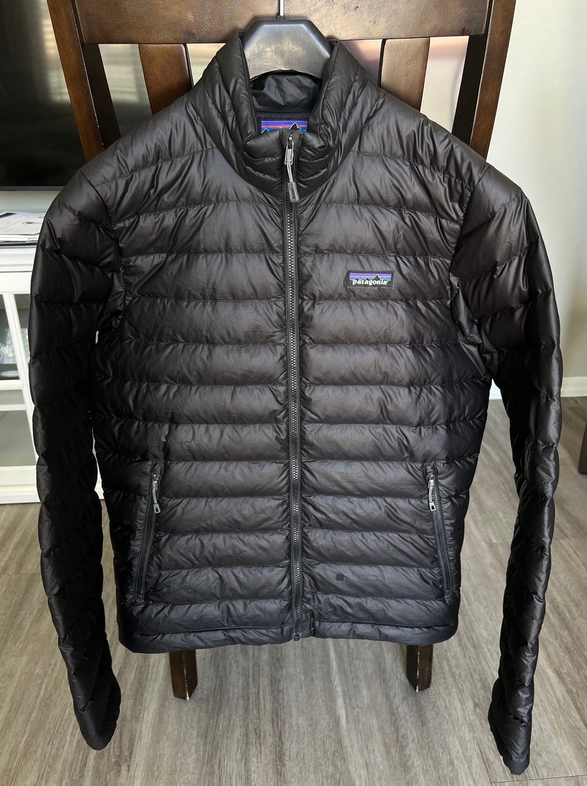 Patagonia Down Sweater Jacket Mens Small Black Puffer Coat Excellent Condition