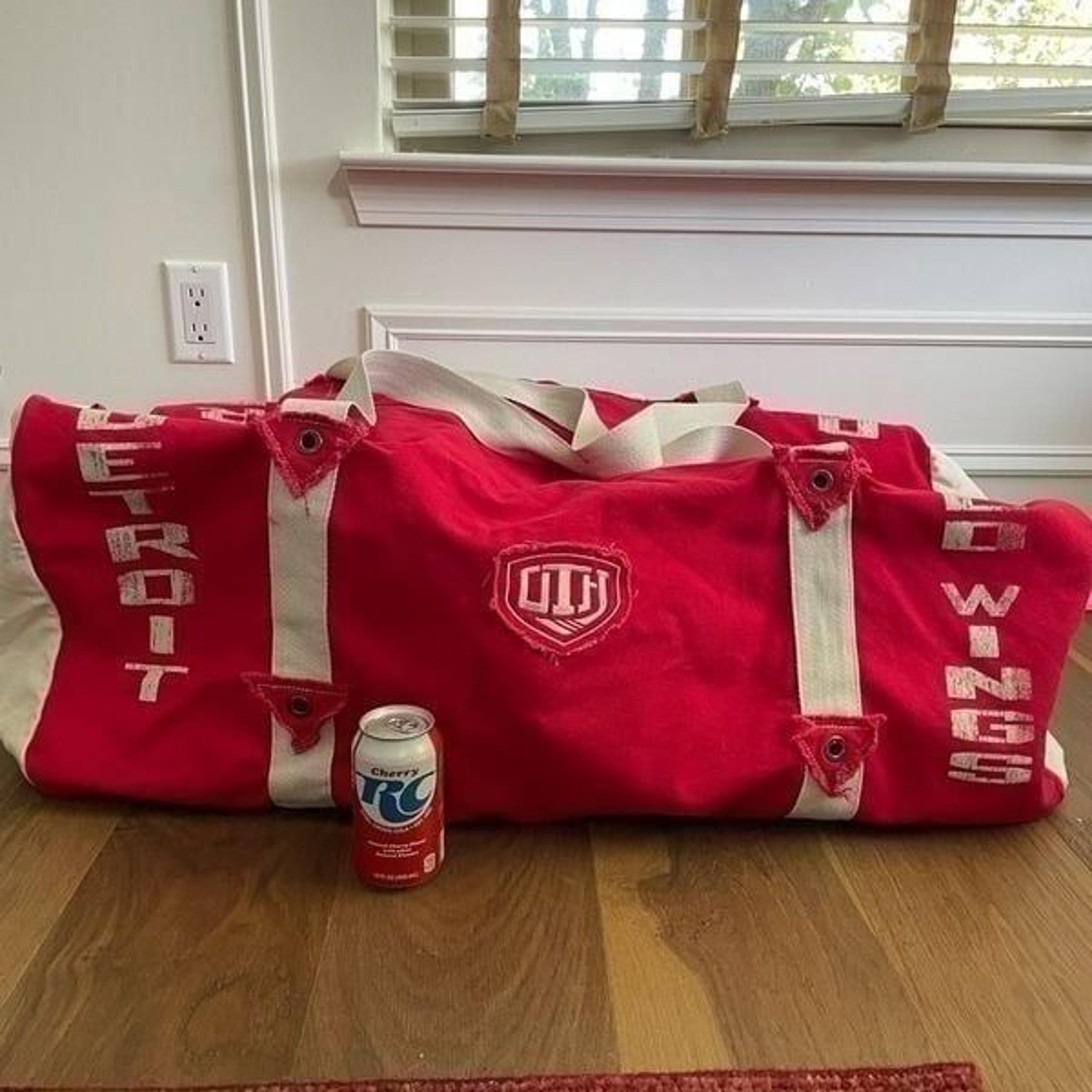 NHL Detroit Red Wings XL Canvas Equipment Duffle Bag