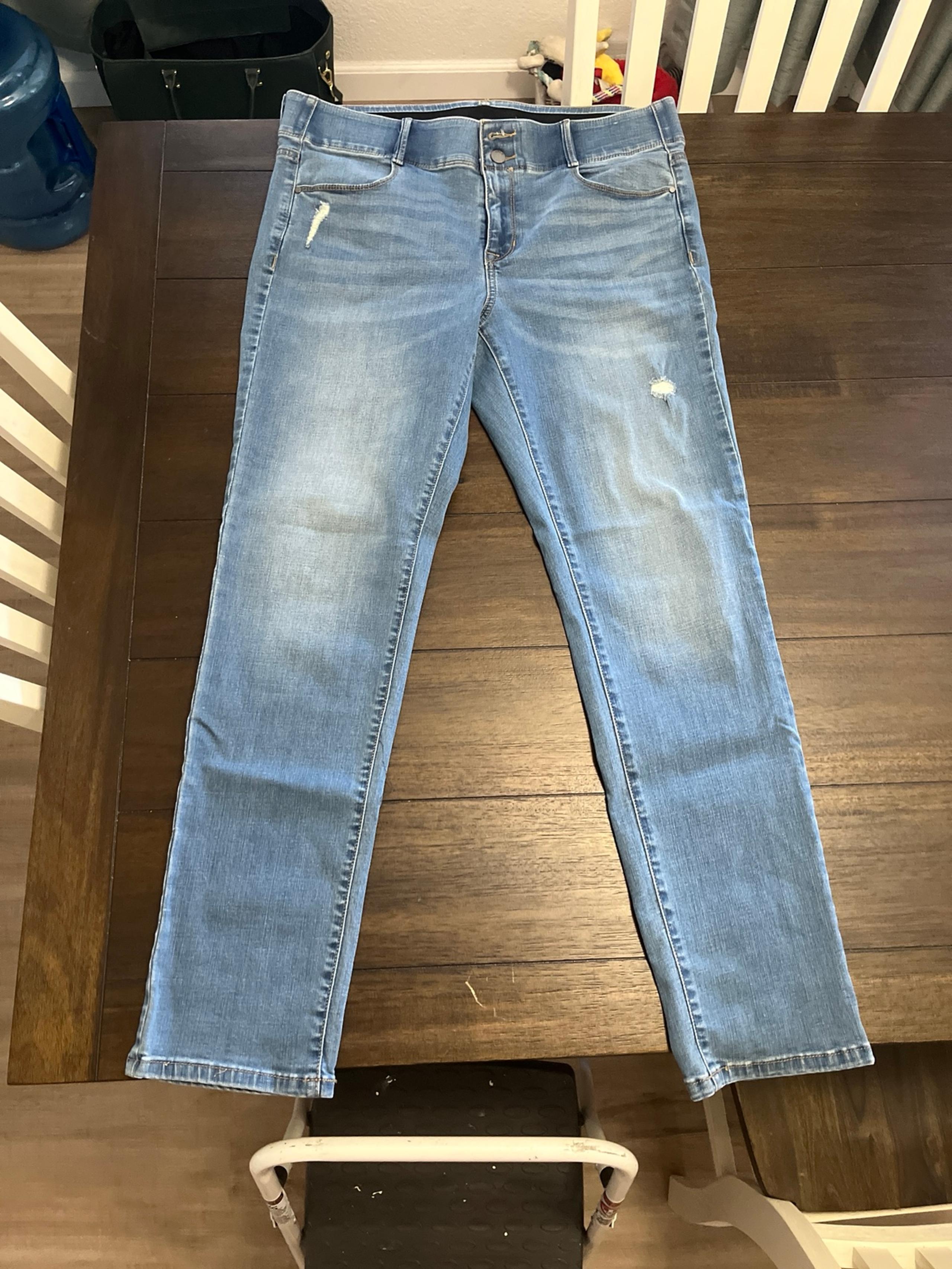 Women’s Jeans