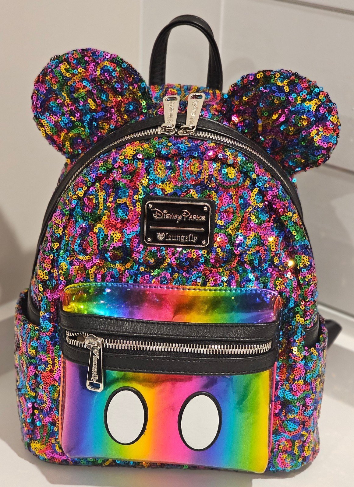 EUC! Disney Mickey Mouse rainbow sequence heart logo loungefly backpack